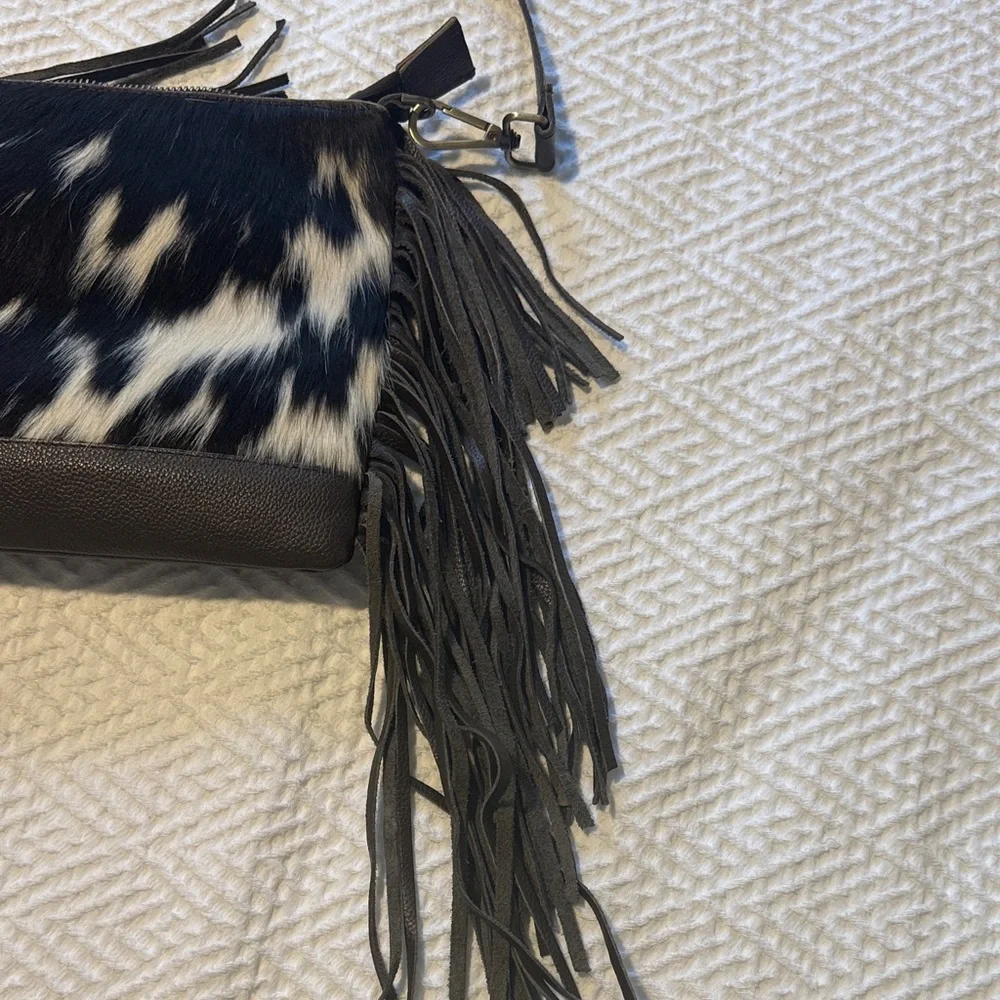 Brown& White Fringe Cowhide Crossbody Bag with Tassel - Picture 9 of 11